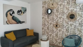 Le triplex Saint Aphrodise, terrasse au calme et parking gratuit
